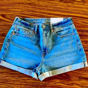 American Eagle mom shorts. Stretch. 28W. Super high rise.
